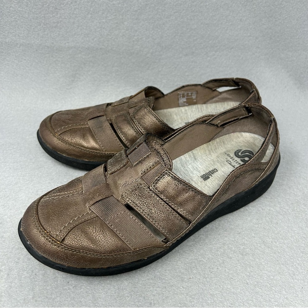 CLARKS Cloudsteppers Soft Cushion Slip On Comfort Walking Shoe Women’s Size 7.5W
